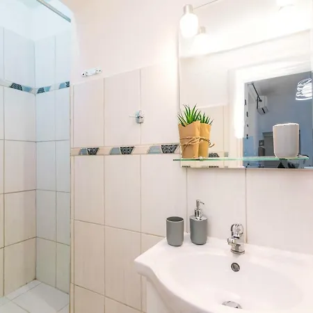 Studio Nona In Old Corfu Town By Konnect